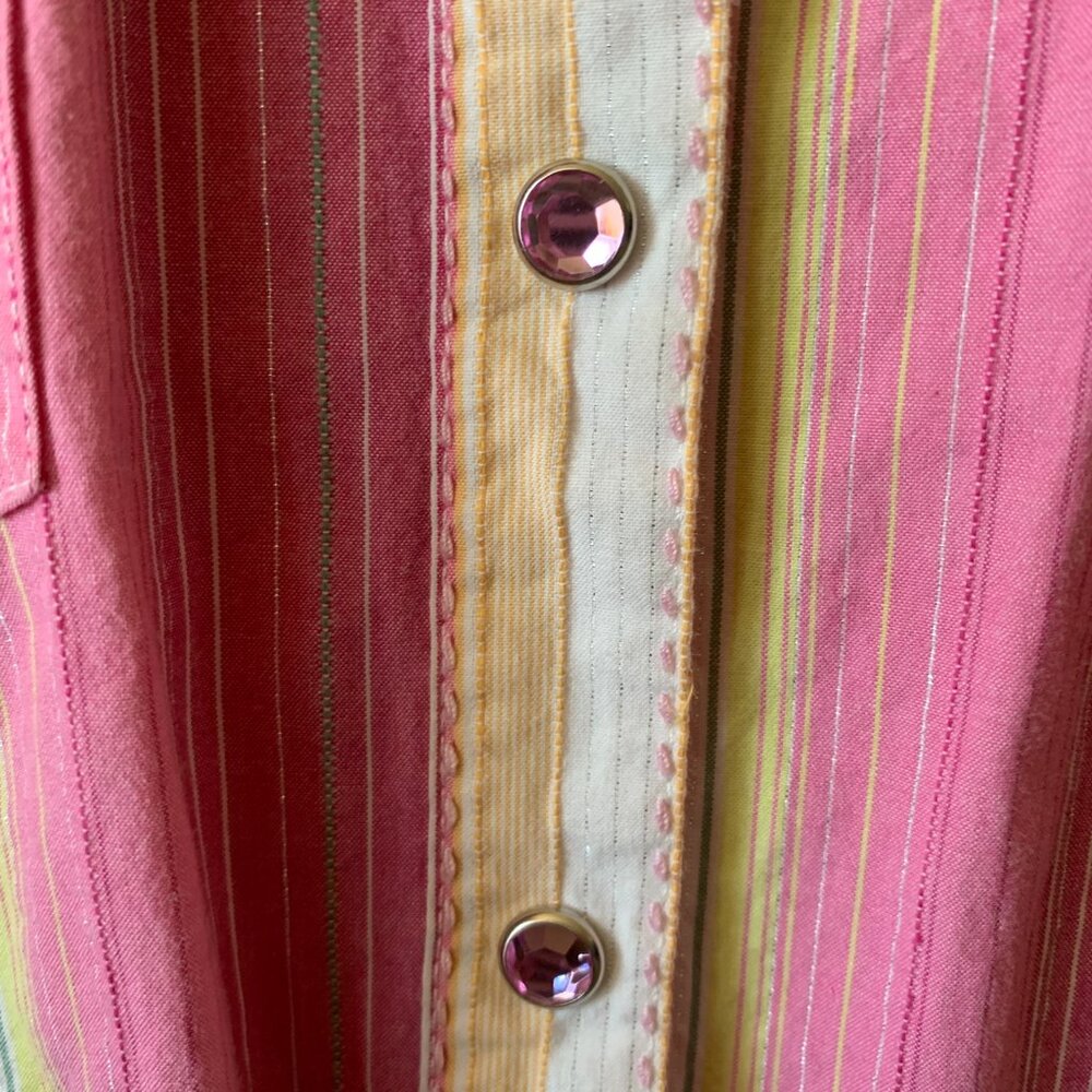 button down - Picture 3 of 3